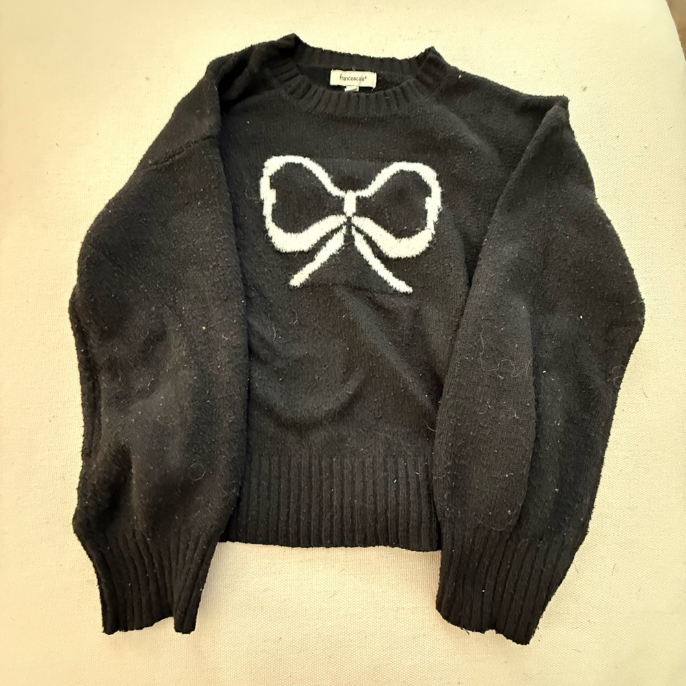 Francesca's Collections Black and White Bow Sweater